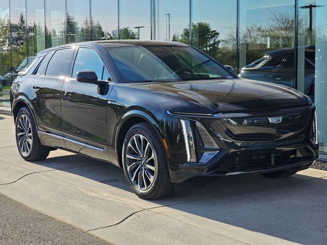 2025 Cadillac LYRIQ Sport