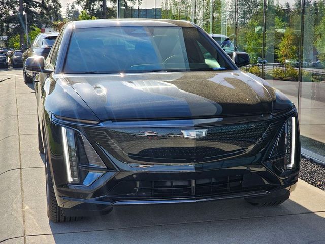2025 Cadillac LYRIQ Sport