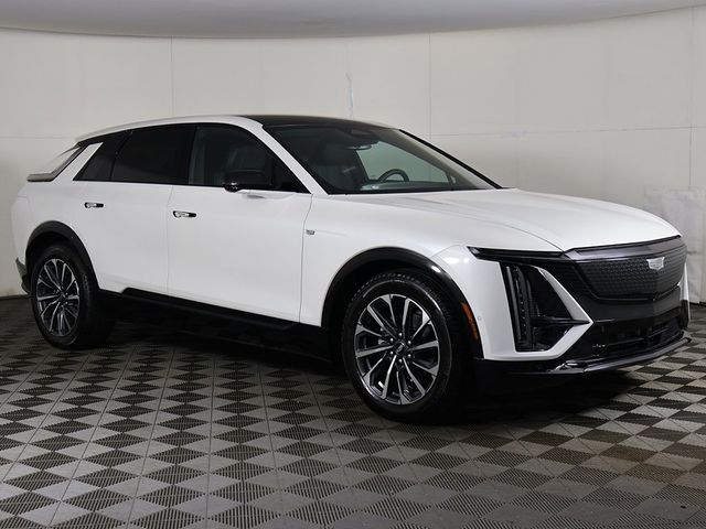 2025 Cadillac LYRIQ Sport
