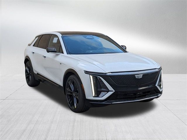 2025 Cadillac LYRIQ Sport