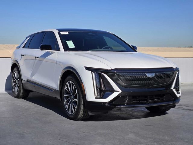 2025 Cadillac LYRIQ Sport