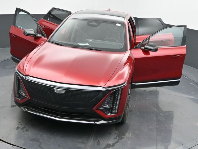 2025 Cadillac LYRIQ Sport