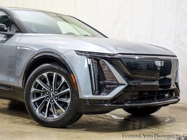 2025 Cadillac LYRIQ Sport