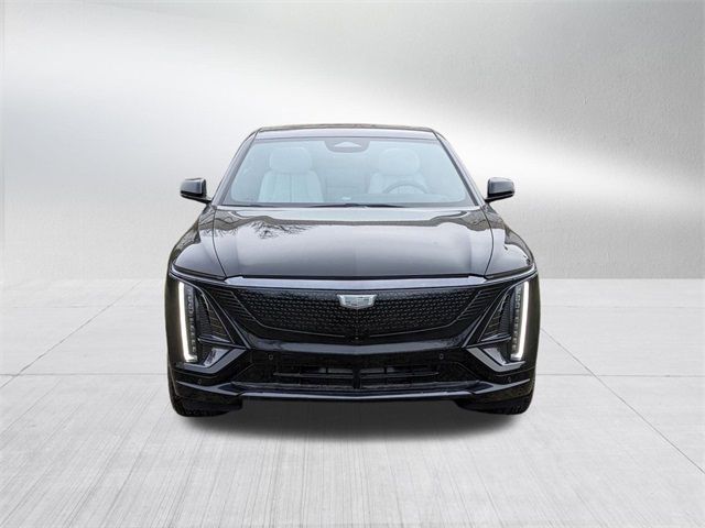 2025 Cadillac LYRIQ Sport