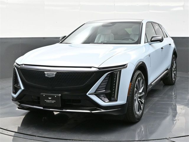 2025 Cadillac LYRIQ Sport