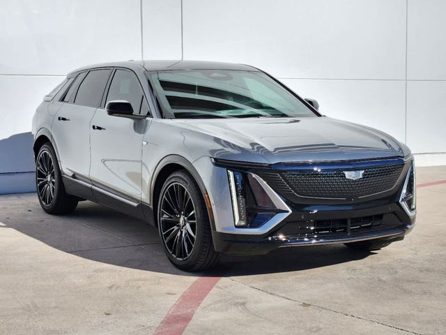 2025 Cadillac LYRIQ Sport