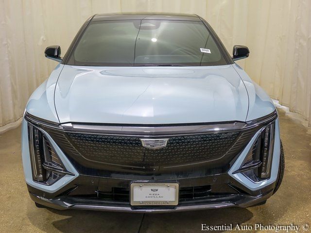 2025 Cadillac LYRIQ Sport