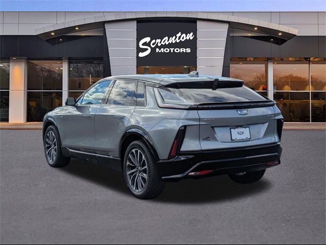 2025 Cadillac LYRIQ Sport