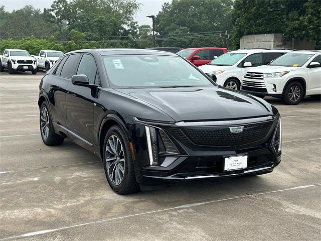 2025 Cadillac LYRIQ Sport