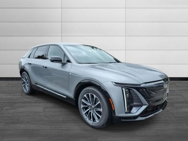 2025 Cadillac LYRIQ Sport