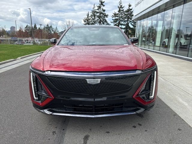 2025 Cadillac LYRIQ Sport