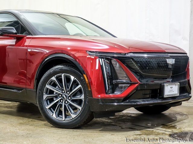 2025 Cadillac LYRIQ Sport