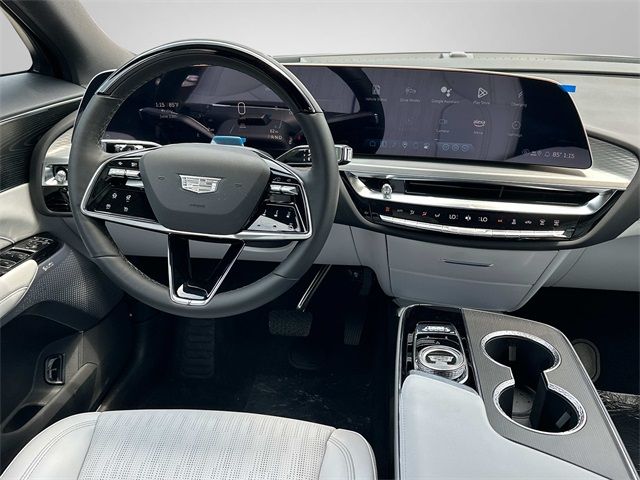 2025 Cadillac LYRIQ Sport