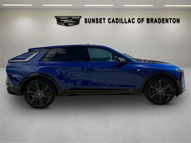 2025 Cadillac LYRIQ Sport