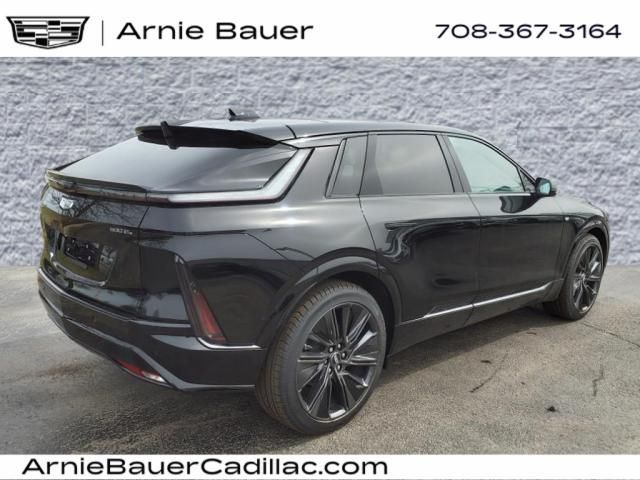 2025 Cadillac LYRIQ Sport