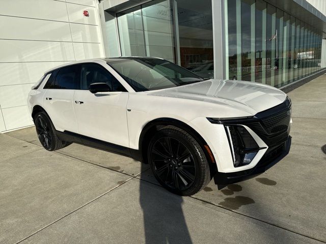 2025 Cadillac LYRIQ Sport