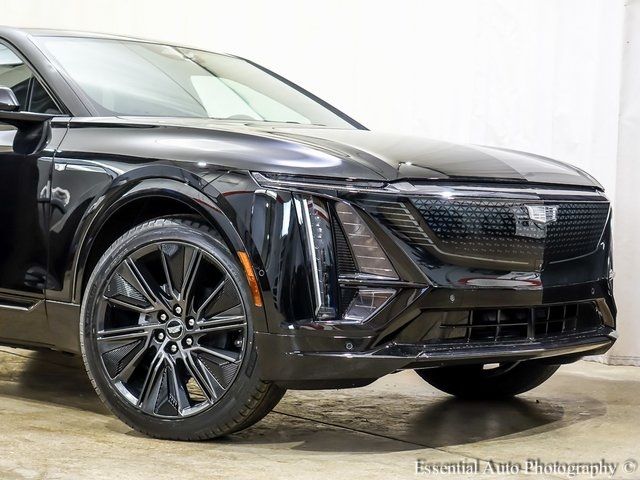 2025 Cadillac LYRIQ Sport