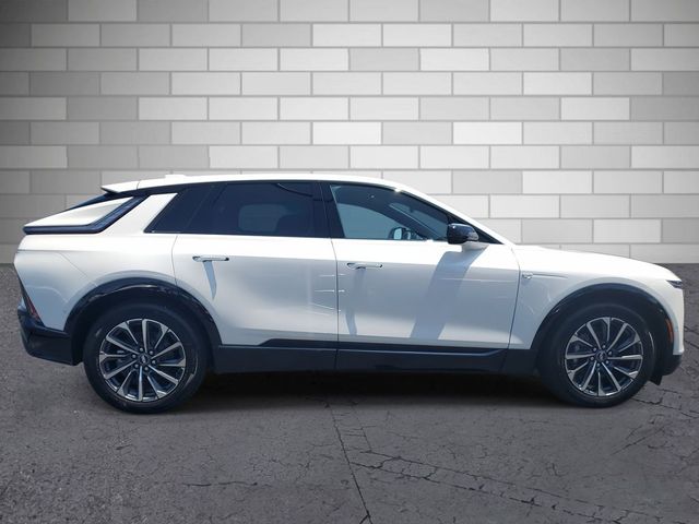 2025 Cadillac LYRIQ Sport