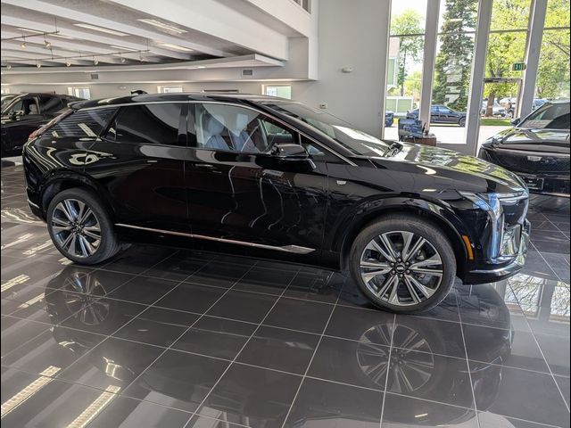 2025 Cadillac OPTIQ Luxury