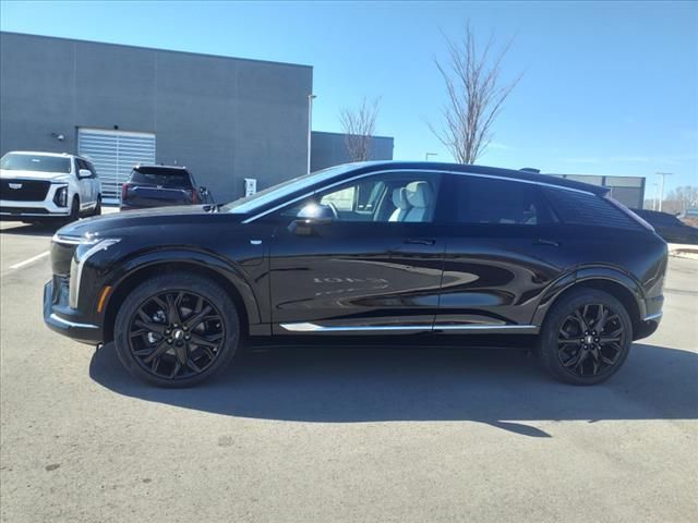 2025 Cadillac OPTIQ Luxury