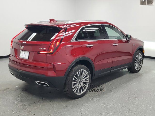 2025 Cadillac XT4 Premium Luxury