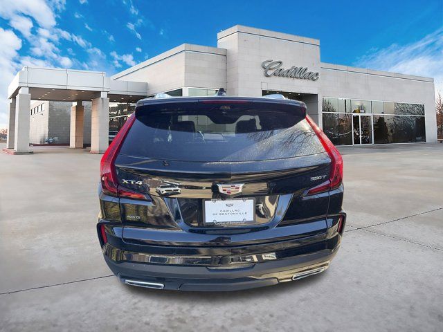 2025 Cadillac XT4 Premium Luxury