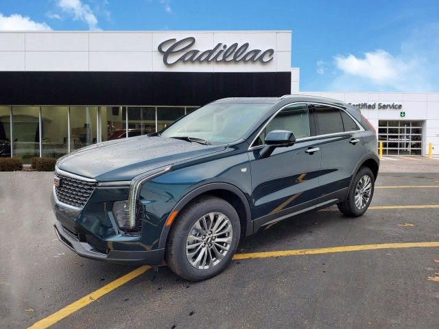 2025 Cadillac XT4 Premium Luxury