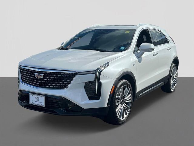 2025 Cadillac XT4 Premium Luxury