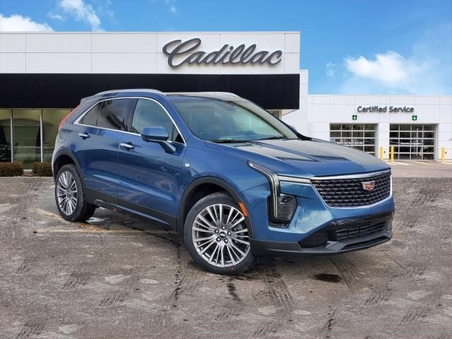 2025 Cadillac XT4 Premium Luxury