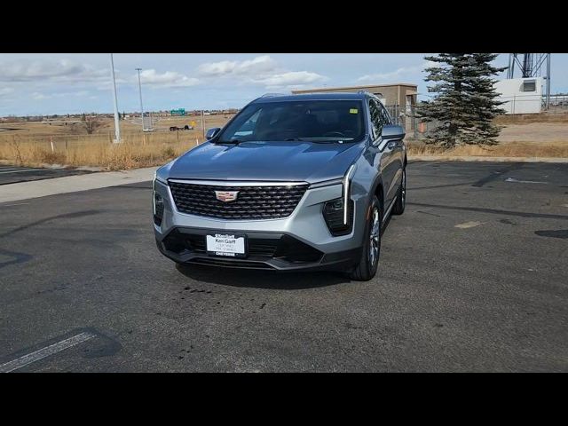 2025 Cadillac XT4 Premium Luxury