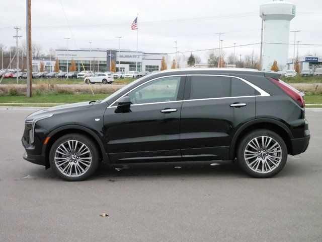 2025 Cadillac XT4 Premium Luxury