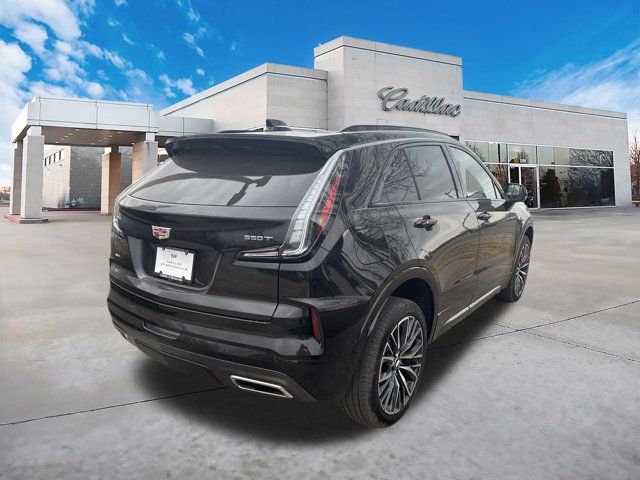 2025 Cadillac XT4 Sport