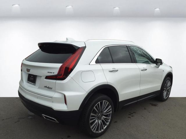 2025 Cadillac XT4 Premium Luxury