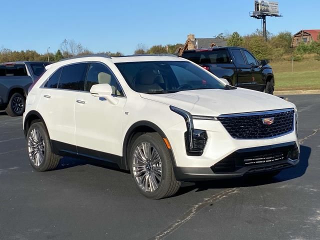 2025 Cadillac XT4 Premium Luxury