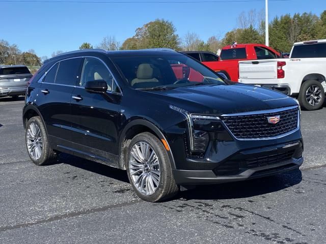 2025 Cadillac XT4 Premium Luxury