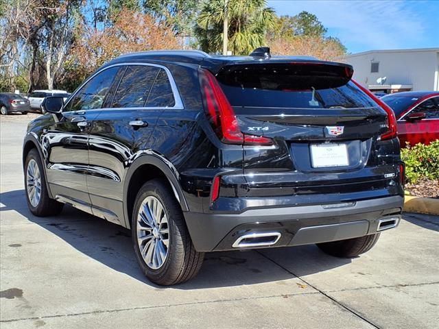 2025 Cadillac XT4 Premium Luxury