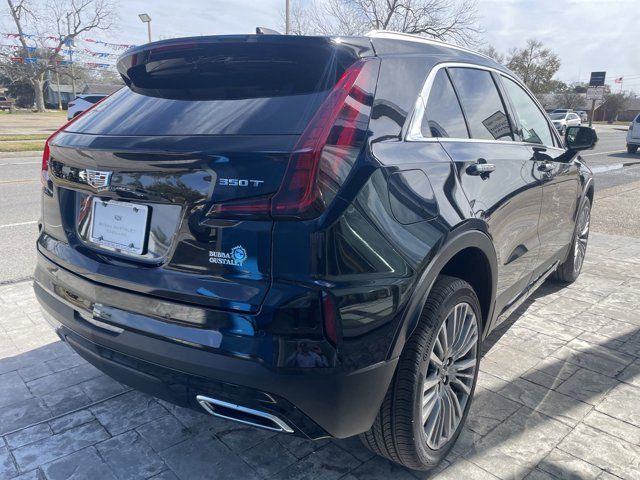 2025 Cadillac XT4 Premium Luxury