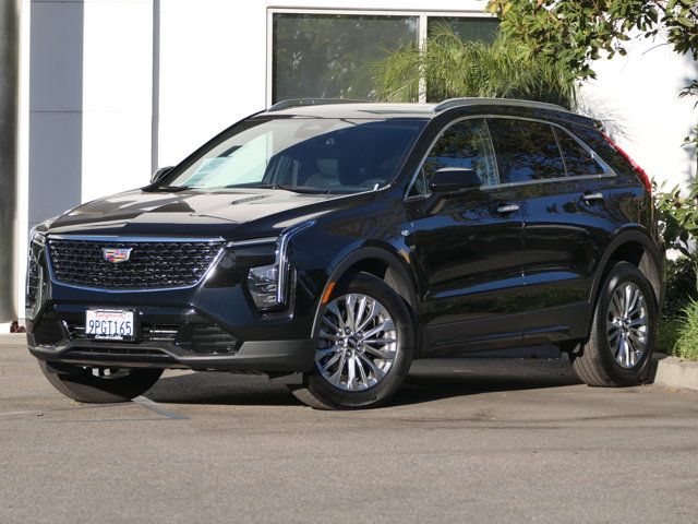 2025 Cadillac XT4 Premium Luxury