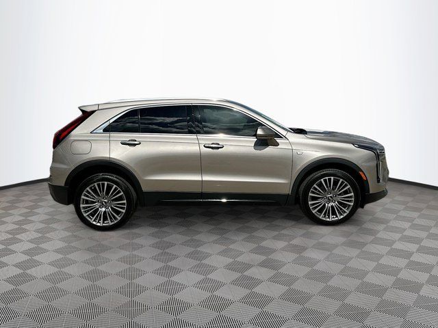 2025 Cadillac XT4 Premium Luxury