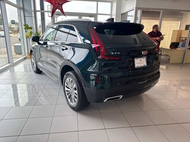 2025 Cadillac XT4 Premium Luxury