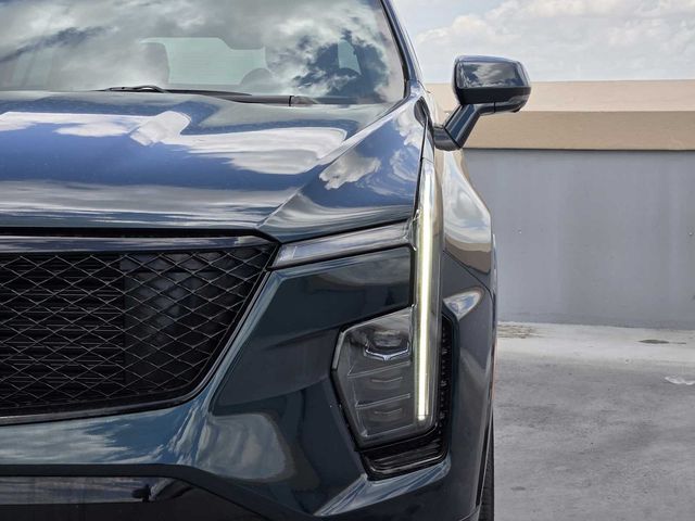 2025 Cadillac XT4 Sport