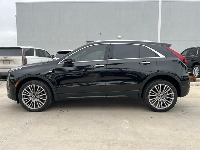 2025 Cadillac XT4 Premium Luxury