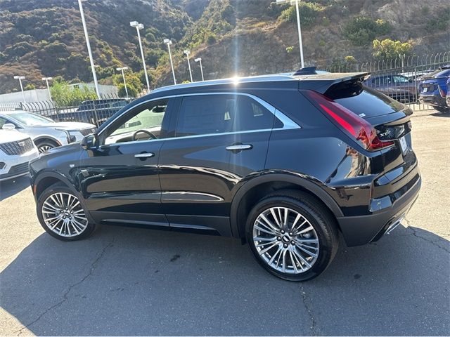 2025 Cadillac XT4 Premium Luxury