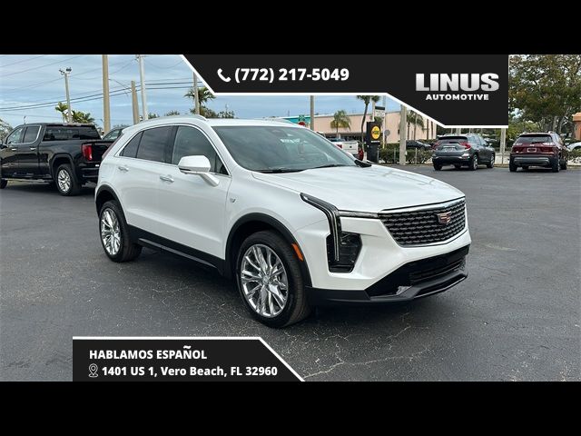 2025 Cadillac XT4 Premium Luxury