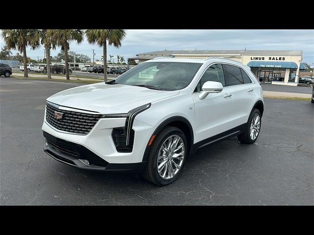 2025 Cadillac XT4 Premium Luxury