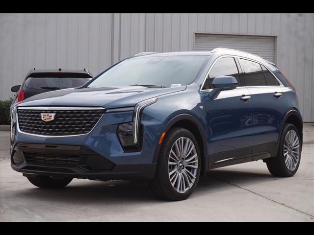 2025 Cadillac XT4 Premium Luxury