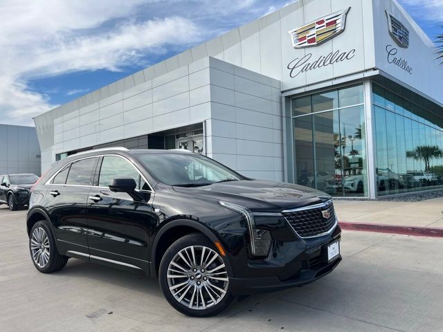 2025 Cadillac XT4 Premium Luxury