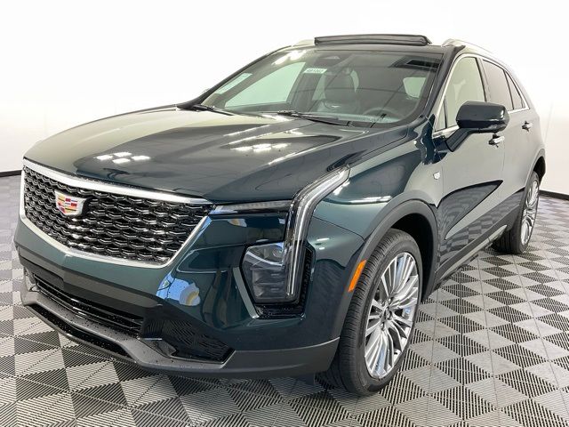 2025 Cadillac XT4 Premium Luxury