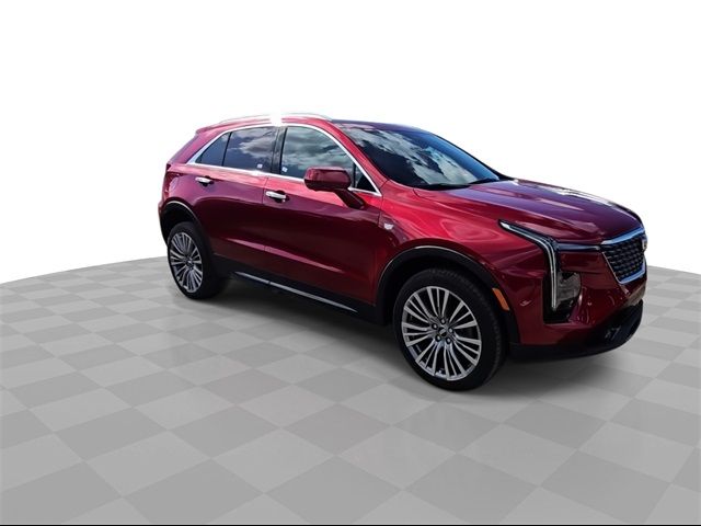 2025 Cadillac XT4 Premium Luxury