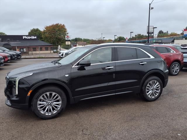 2025 Cadillac XT4 Premium Luxury